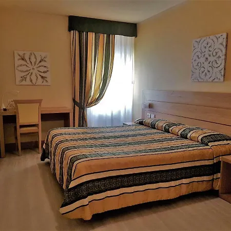 Fiorita Отель 3*